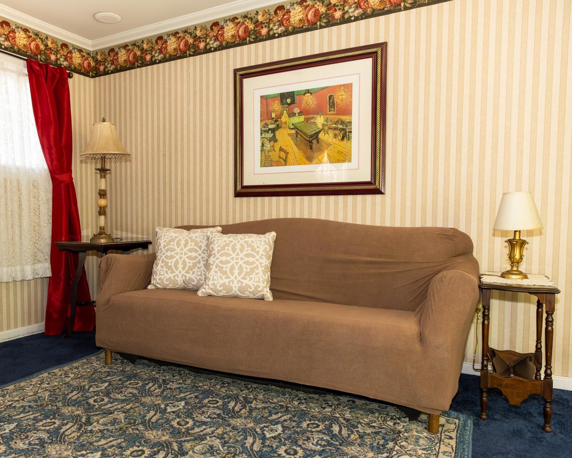 Gold Rush Hotel